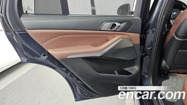 BMW X5 2022 — photo 15