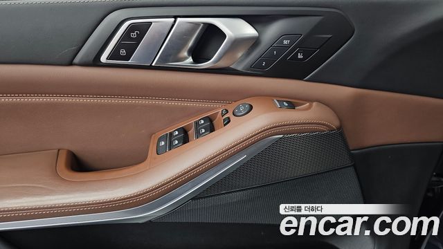 BMW X5 2022 — photo 30
