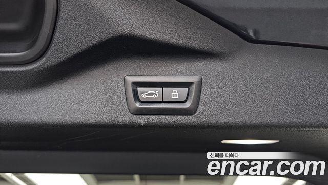 BMW X5 2022 — photo 32