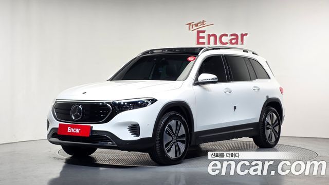 Mercedes-Benz EQB 2024 — photo 1