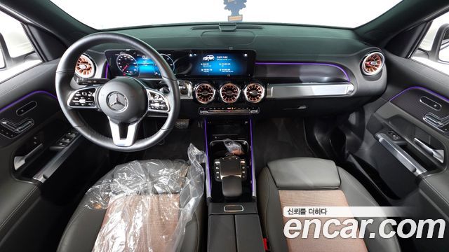 Mercedes-Benz EQB 2024 — photo 10