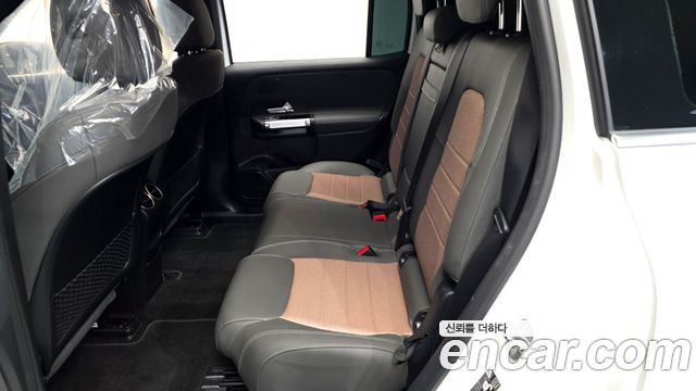 Mercedes-Benz EQB 2024 — photo 17