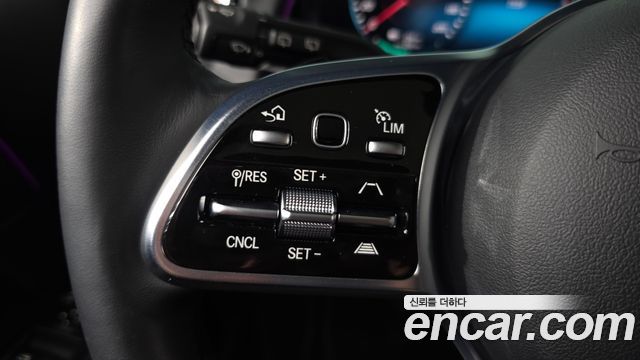 Mercedes-Benz EQB 2024 — photo 21