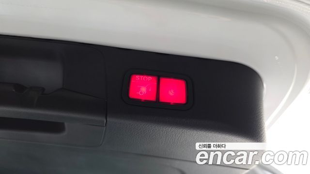 Mercedes-Benz EQB 2024 — photo 23