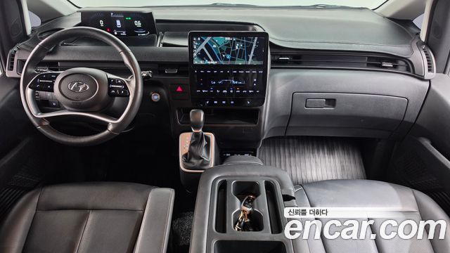 Hyundai Staria 2024 — photo 10