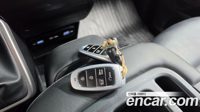 Hyundai Staria 2024 — photo 22