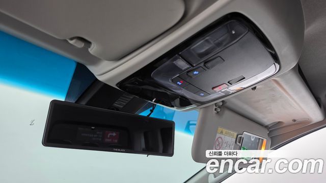 Hyundai Staria 2024 — photo 26