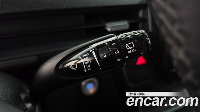 Hyundai Staria 2024 — photo 28