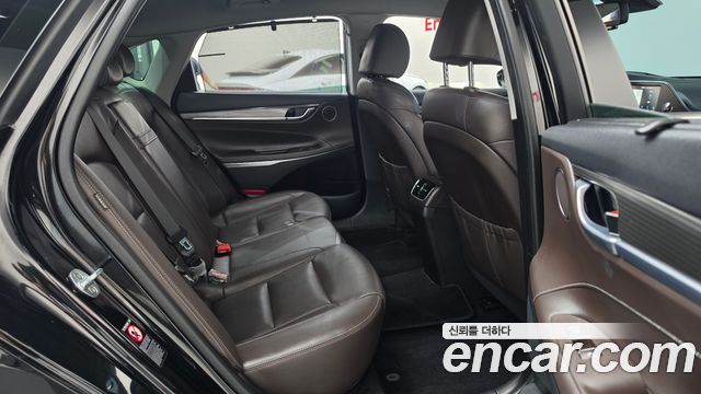 Hyundai Grandeur 2017 — photo 12