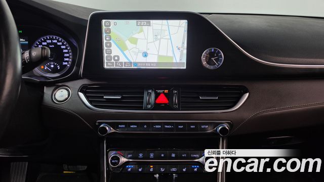 Hyundai Grandeur 2017 — photo 14