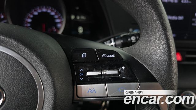 Hyundai AVANTE 2021 — photo 21