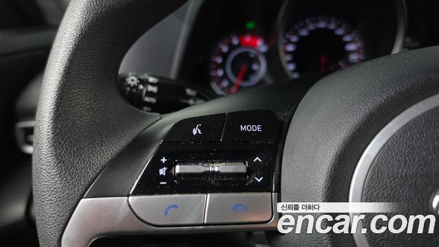 Hyundai AVANTE 2021 — photo 22