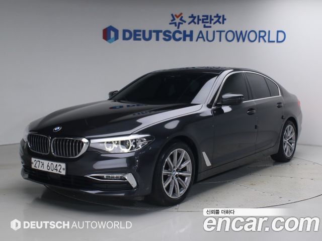 BMW 5-Series 2019 — photo 1
