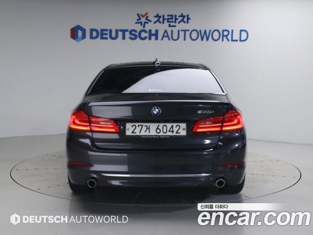 BMW 5-Series 2019 — photo 4
