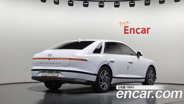 Hyundai Grandeur 2026 — photo 2