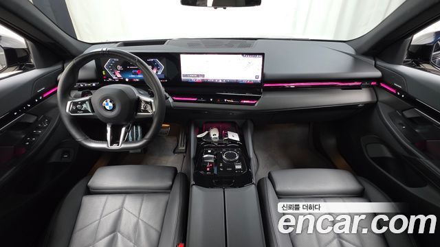 BMW 5-Series 2024 — photo 10
