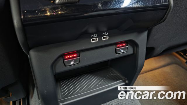 BMW 5-Series 2024 — photo 18