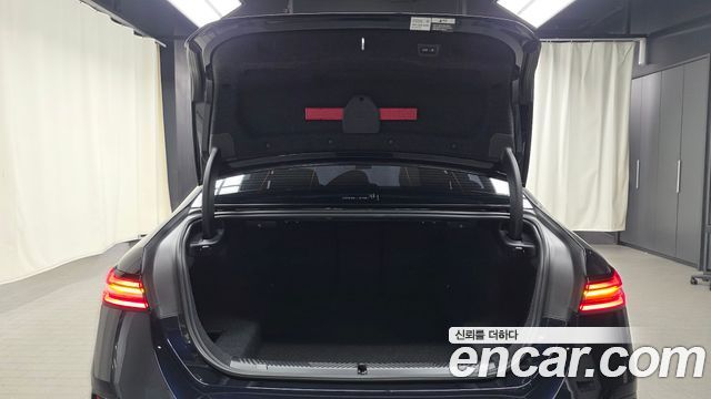 BMW 5-Series 2024 — photo 24