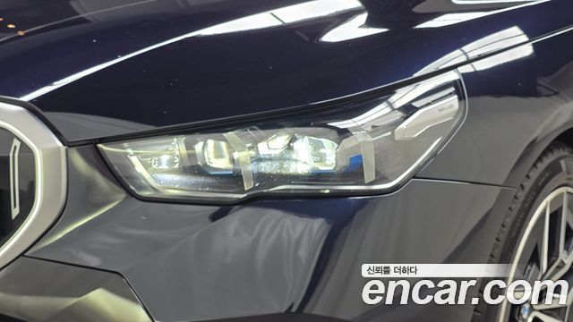BMW 5-Series 2024 — photo 8
