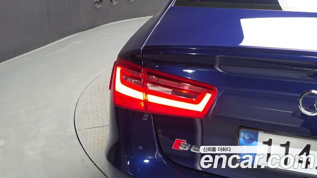 Audi S6 2014 — photo 9