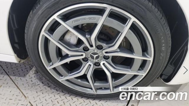 Mercedes-Benz E-Class 2023 — photo 20