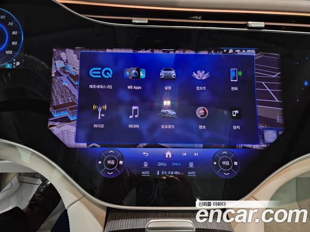 Mercedes-Benz EQE 2026 — photo 13