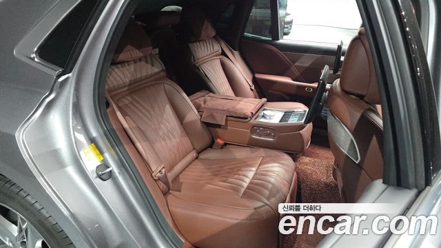 Genesis G90 2022 — photo 17