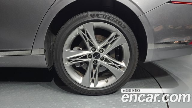 Genesis G90 2022 — photo 7