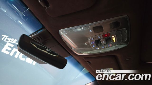 Genesis G90 2022 — photo 29