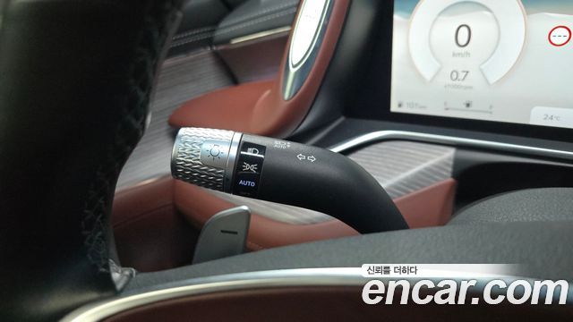 Genesis G90 2022 — photo 33