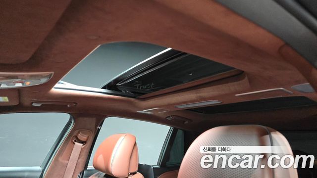 Genesis G90 2022 — photo 40