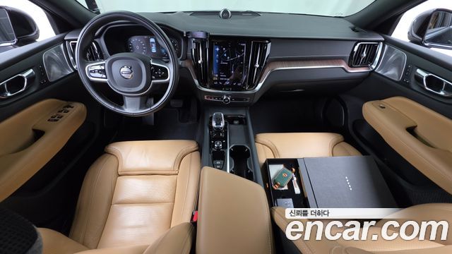 Volvo S60 2022 — photo 10