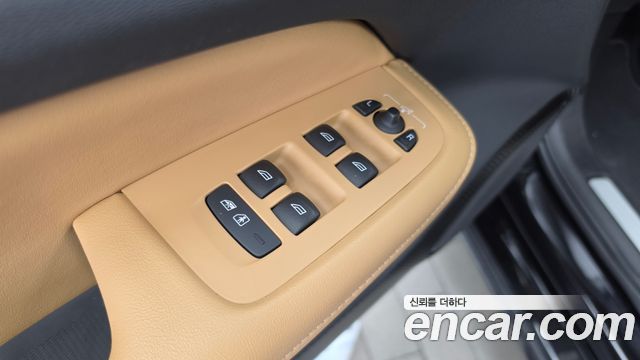 Volvo S60 2022 — photo 27