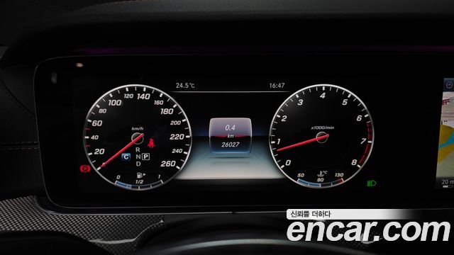 Mercedes-Benz E-Class 2017 — photo 8