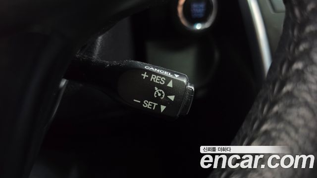 Toyota Camry 2017 — photo 17
