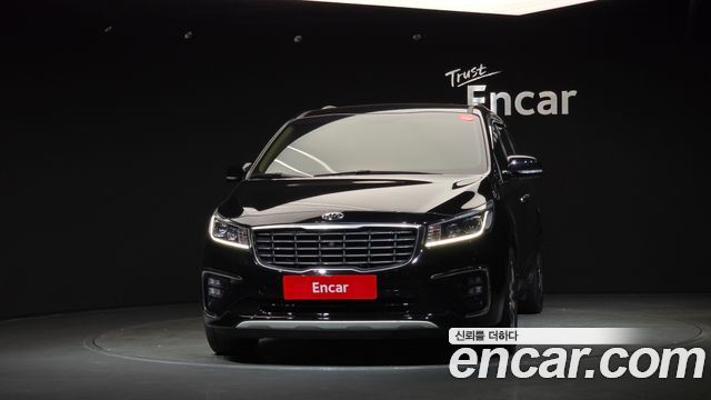 Kia Canival 2020 — photo 3