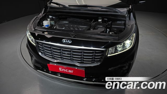 Kia Canival 2020 — photo 6