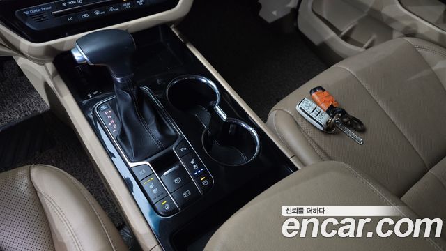 Kia Canival 2020 — photo 9