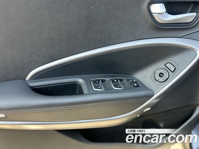 Hyundai Santafe 2014 — photo 9