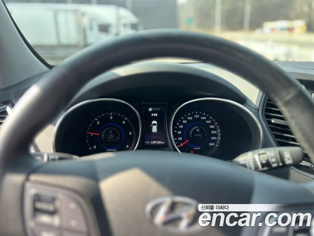 Hyundai Santafe 2014 — photo 11