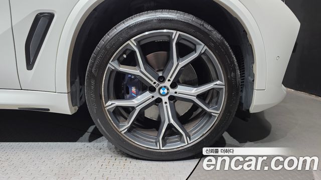 BMW X5 2023 — photo 7