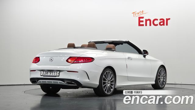 Mercedes-Benz C-Class 2018 — photo 2