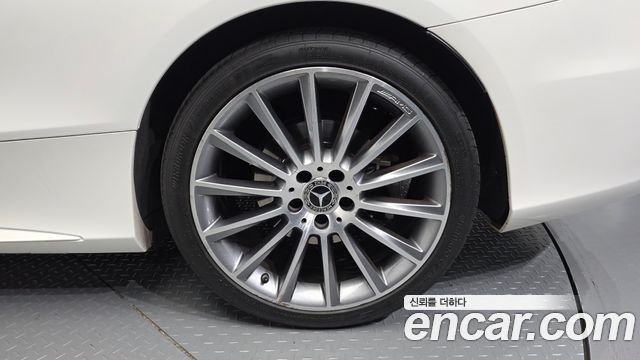Mercedes-Benz C-Class 2018 — photo 5