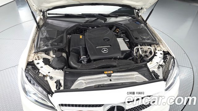 Mercedes-Benz C-Class 2018 — photo 6