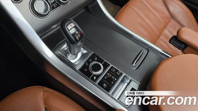 Land Rover Range Rover Sport 2015 — photo 12