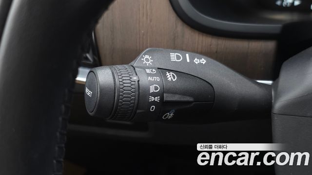 Volvo S90 2021 — photo 23