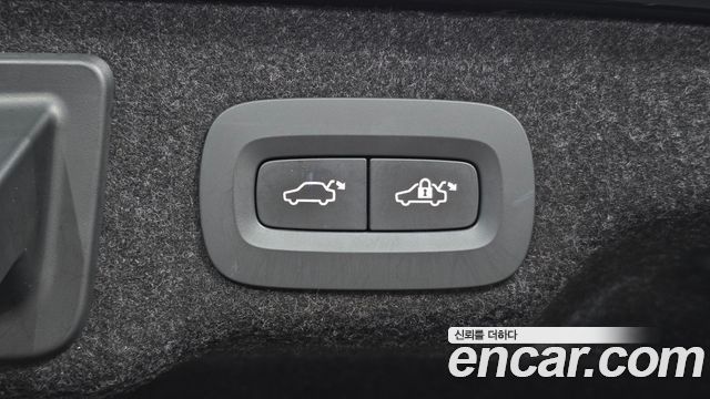 Volvo S90 2021 — photo 34