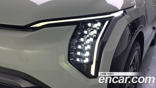 Kia EV3 2025 — photo 8