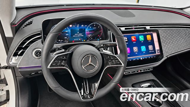 Mercedes-Benz E-Class 2026 — photo 13