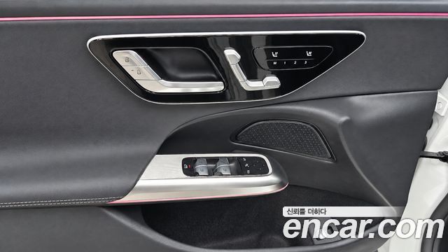 Mercedes-Benz E-Class 2026 — photo 15